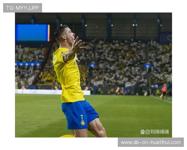 利雅得胜利反击三打二，C罗选择直接射门